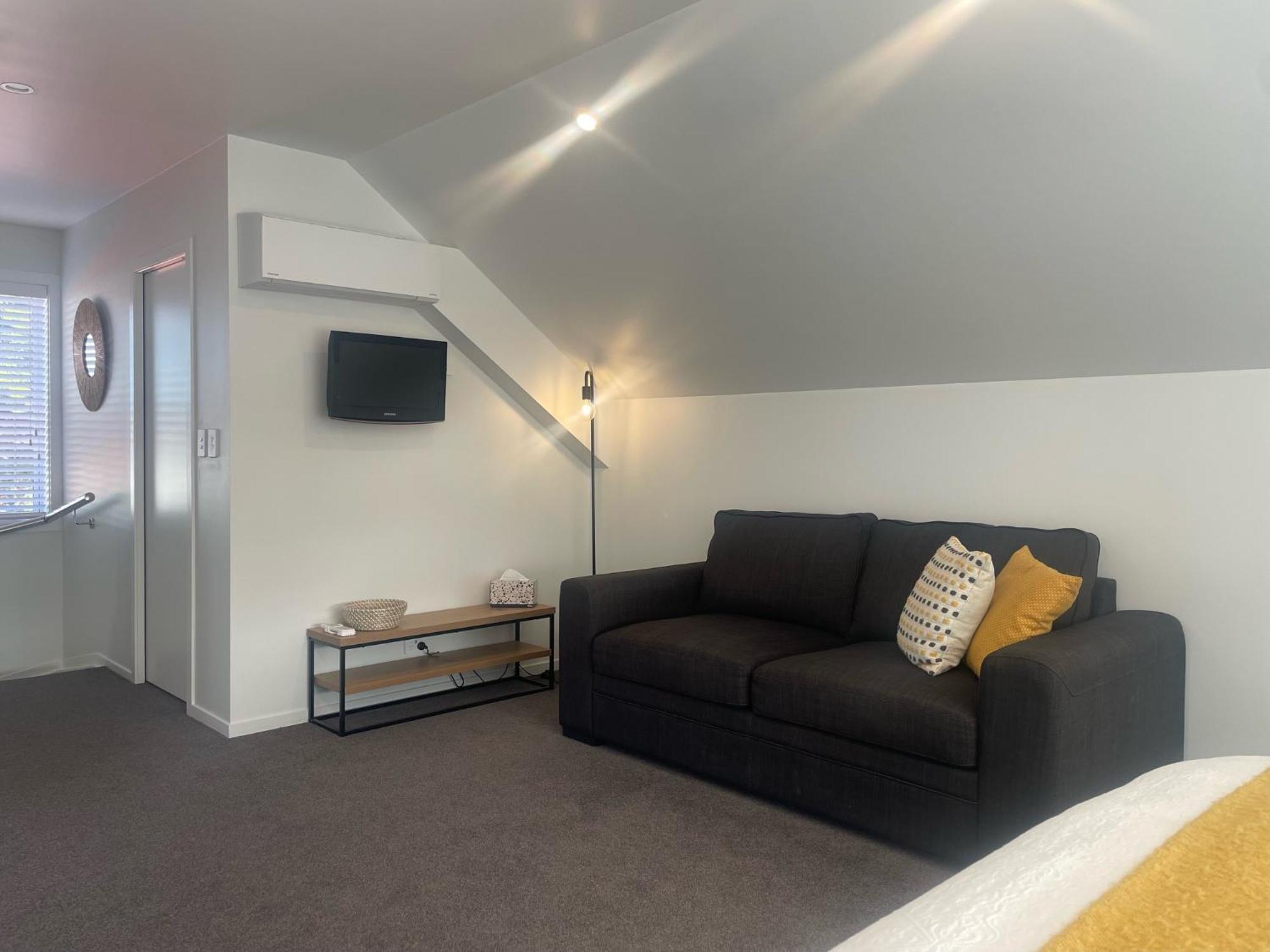 Studio42 Papakura